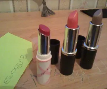 3 ROUGES A LEVRES, KIKO