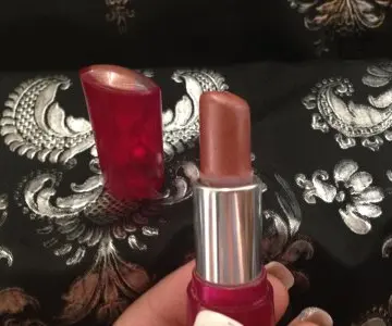 Rouge à lèvres, Yves Rocher