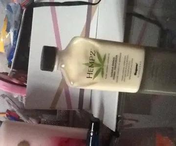 Lotion hydratante de bronzage, Hempz