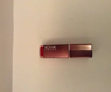 Rouge  a lèvre, Nicka K