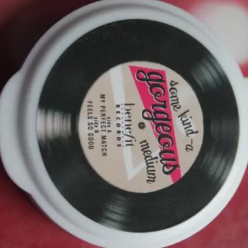 Some kind a gorgeous, Benefit