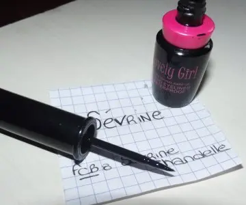 Eye liner waterproof, Lovely Girl