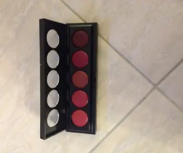 Boîtier rouge à lèvres, Make Up For Ever