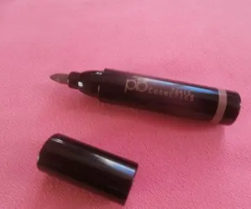 Feutre à lèvres, PB Cosmetics