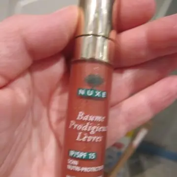 baume  prodigieux levres, Nuxe