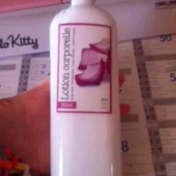 Lotion corporelle, Tati