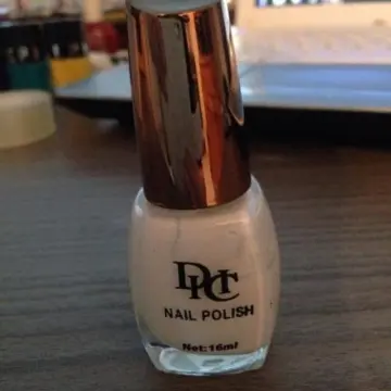 Vernis blanc, Inconnue