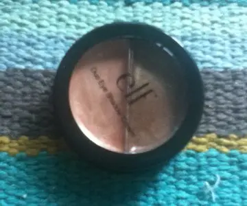 Duo d'ombres à paupières crème, Elf