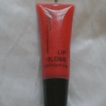 Gloss rouge, C'est tout moi !