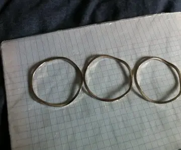 bracelets, Inconnue