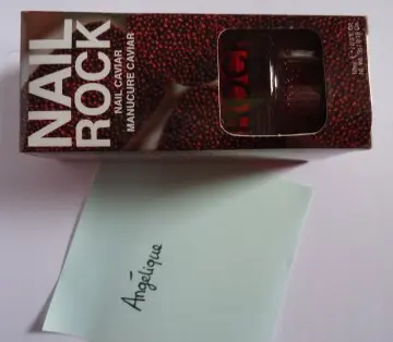 Asteroid caviar vernis + billes, Nails Rock