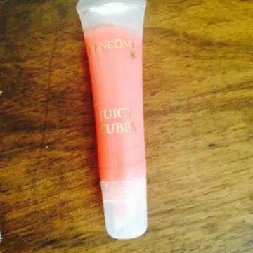 Rouge a levres, Inconnue