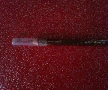 crayon brillant pour les yeux, Arcancil