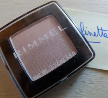 Fard à paupières, Rimmel
