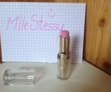 Rouge à lèvre, L'Oréal