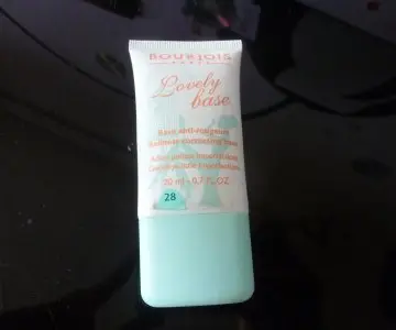 Lovely base, Bourjois
