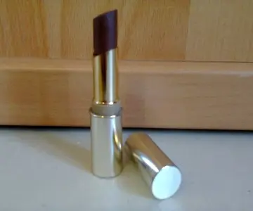 Rouge à lèvre, L'Oréal
