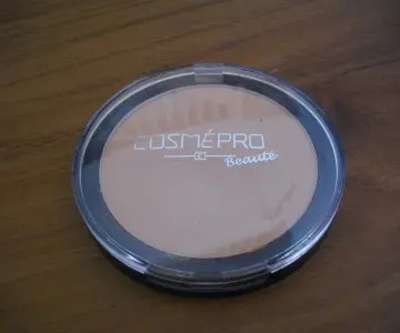 Poudre compacte 3, Cosmépro