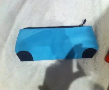 Trousse bleue, Yves Rocher