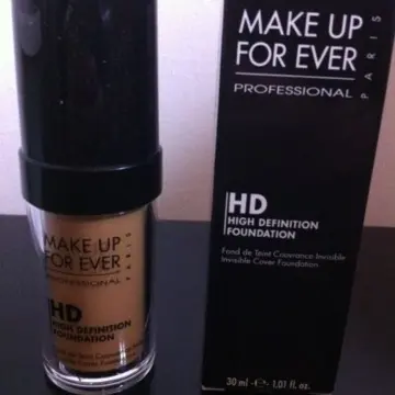 Fond de teint, Make Up For Ever