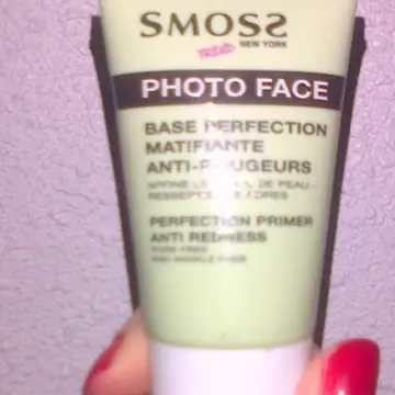 base perfection matifiante anti rougeurs photoface, Smoss