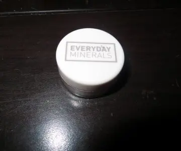 Correcteur multi usage, Everyday minerals