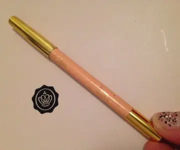 Crayon khôl, Nutrimetics