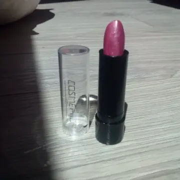 Rouge à lèvres rose, Cosmépro