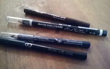 Lot 4 crayons khol, KIKO
