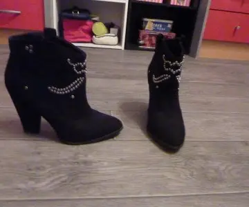 chaussure bottines ZARA, Zara