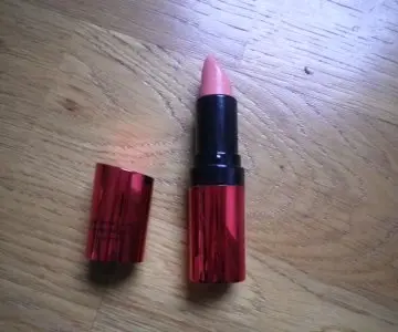 Rouge à lèvres nude pèche, p2 Cosmetics