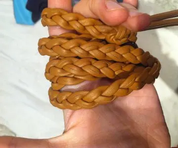Ceinture tressée, Inconnue
