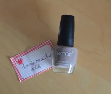 VERNIS MARRON, Technic