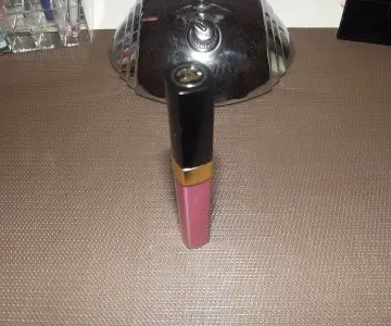 gloss scintillant  rose dilemma, Chanel