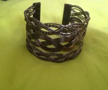 Bracelet, Inconnue