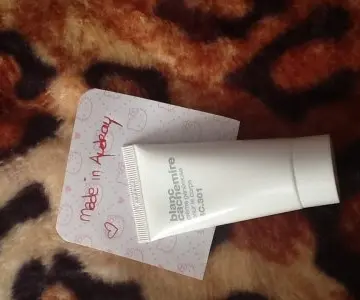 Crème pour le corps, Blanc Cachemire