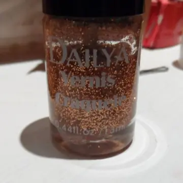 Vernis paillettes, Dailya