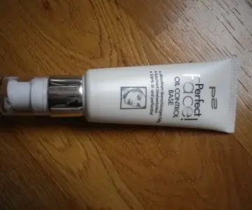 Base matifiante peaux grasses, p2 Cosmetics
