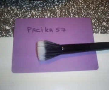 pinceau visage, Elf
