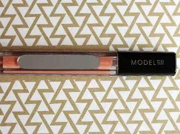 SHINE ULTRA LIP GLOSS, ModelCo