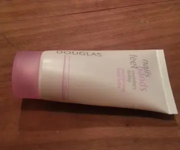 Creme Hydratante Mains et Ongles, Douglas