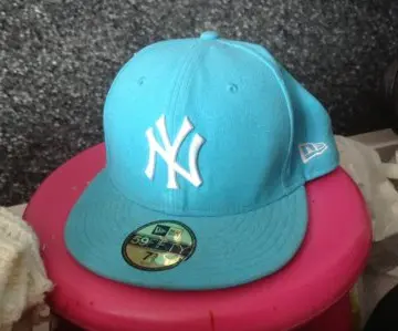 Casquette ny, Inconnue