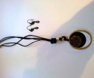 parure bijoux, Inconnue