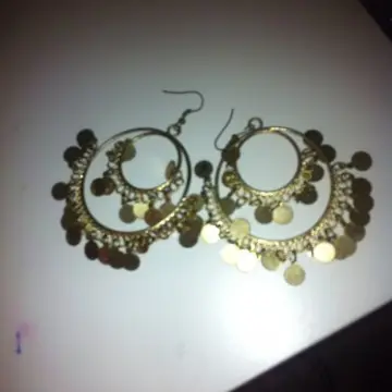 Boucle d'oreilles, Chemin d'orient