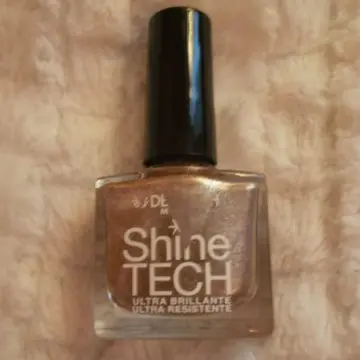 Vernis doré, Deborah