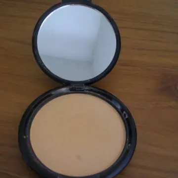 Poudre Compacte, Peggy Sage