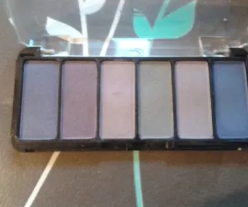 D'un coffret, Inconnue