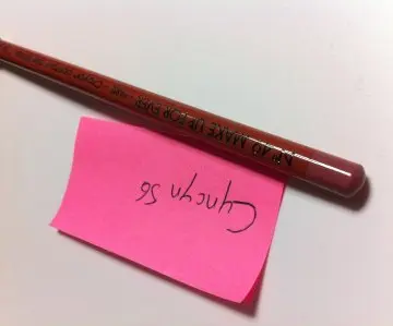 Crayon contour lèvre, Make Up For Ever