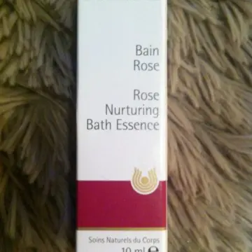 Lait aux huiles essentielles BAIN, MAINS et VISAGE, Dr Hauschka