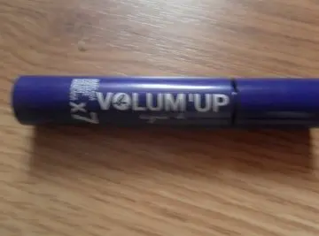 Volumm'Up, Agnès b.